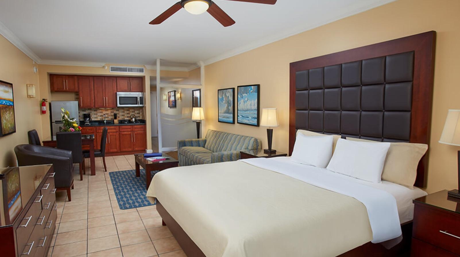 ดิวี วิลเลจ กอล์ฟ แอนด์ บีช รีสอร์ต Hotel Palm Beach ภายนอก รูปภาพ